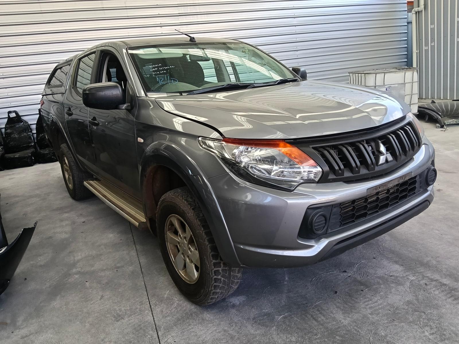 2018 MITSUBISHI TRITON UTE TRAY LINER MQ-MR, DUAL CAB, 03/15-10/23