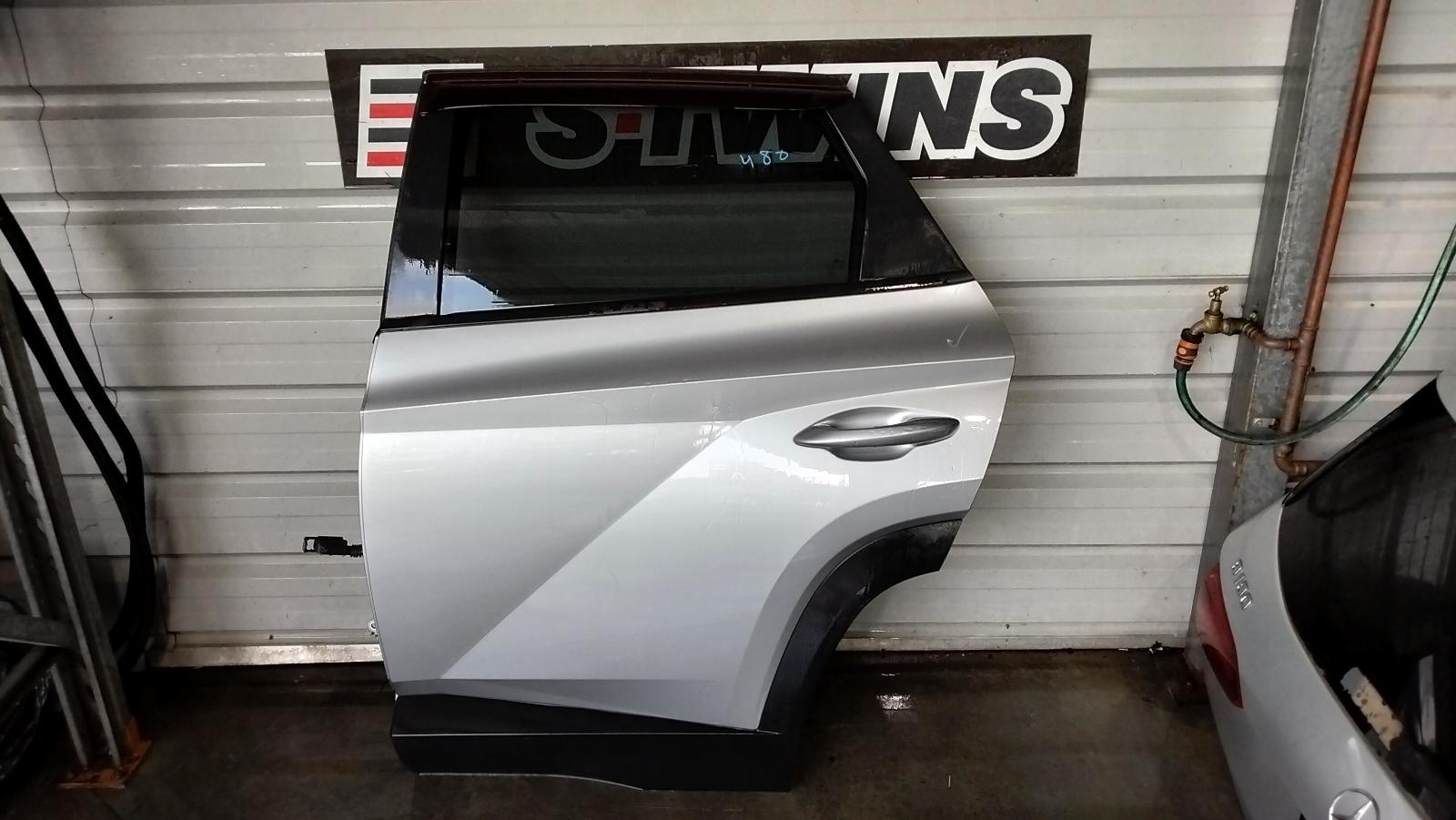 2022 HYUNDAI TUCSON LEFT REAR DOOR SLIDING NX4, NON N LINE, 02/21- (AUS ONLY) 0000425183