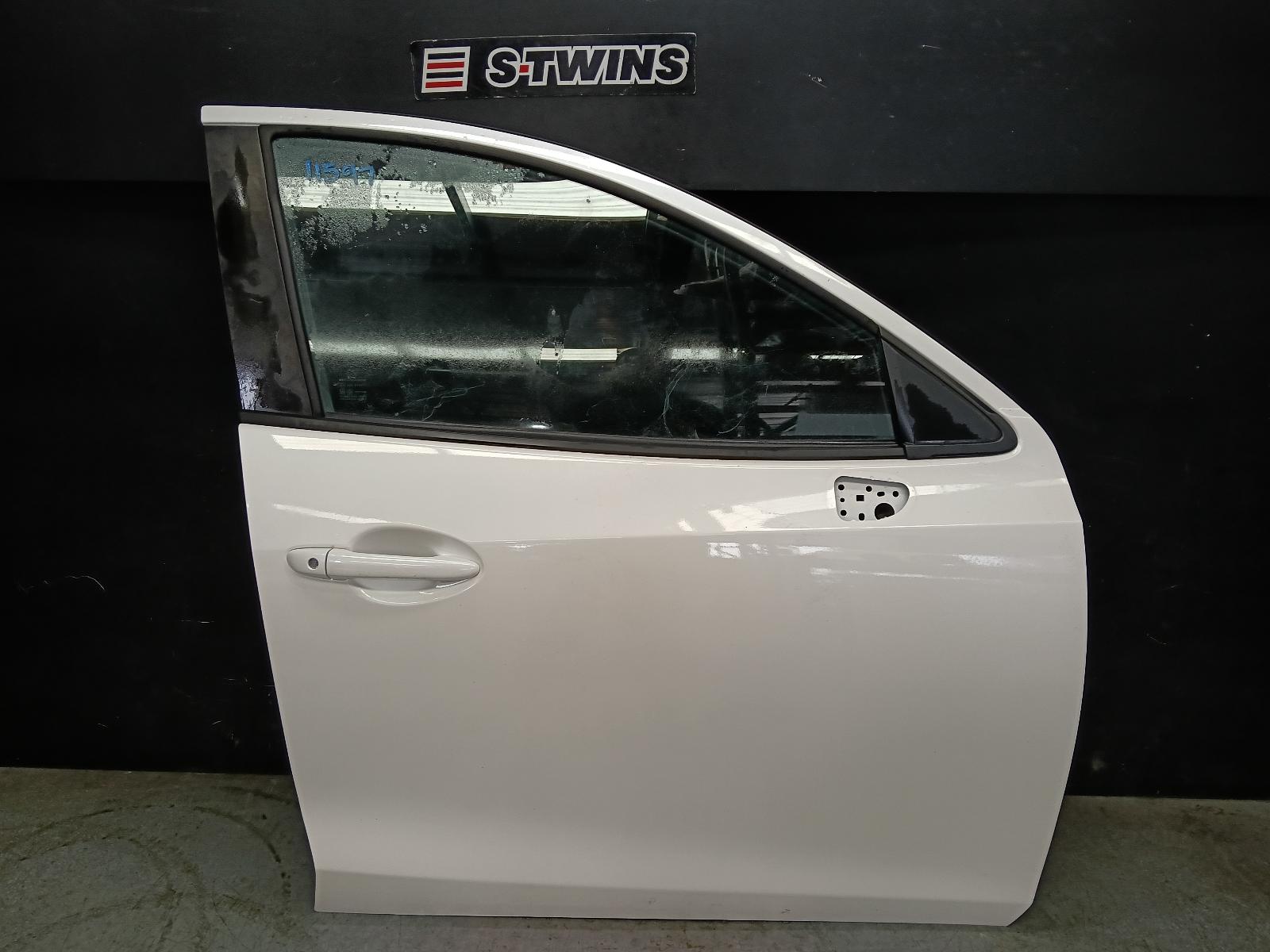 2022 MAZDA 2 RIGHT FRONT DOOR DJ/DL, SEDAN/HATCH, 09/14- 0000426608