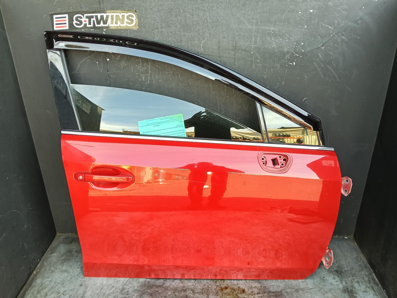 2016 SUBARU LEVORG RIGHT FRONT DOOR V1, 05/16-12/20