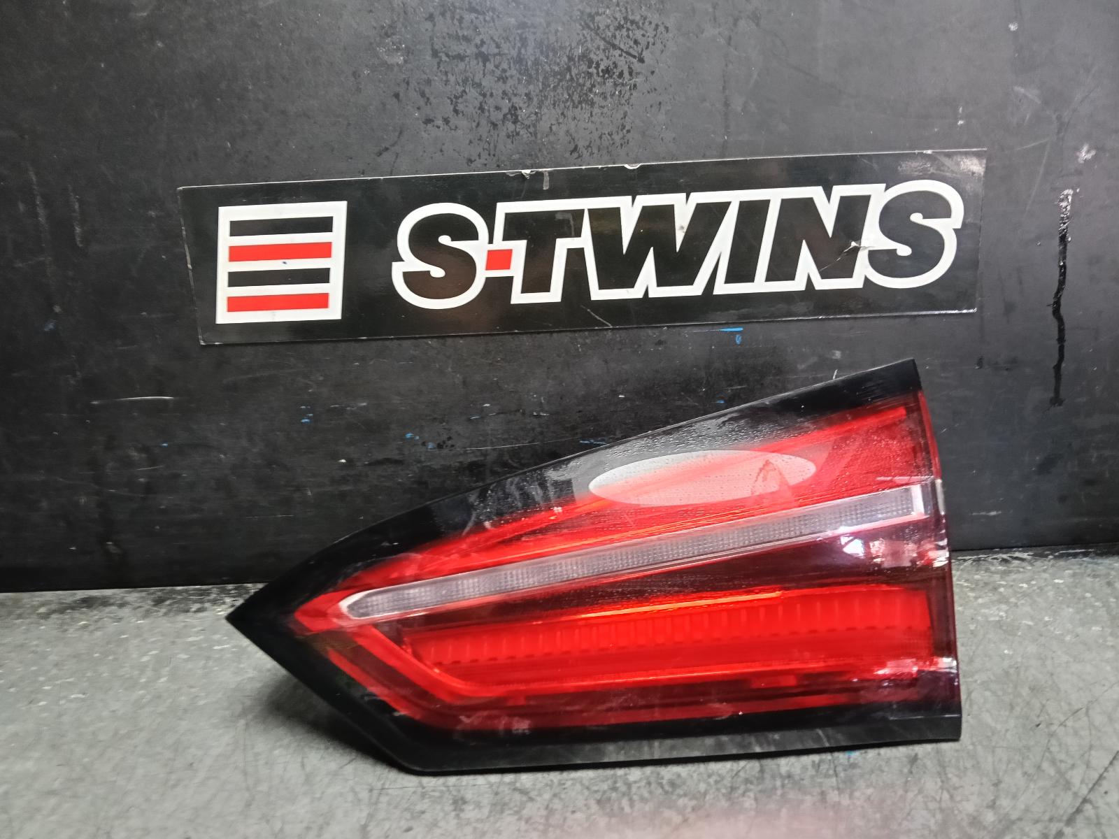 2023 MG HS REAR GARNISH TAILGATE LAMP (RH SIDE), W/ SEQUENTIAL TYPE, SAS23, 09/19-12/24 0000421854