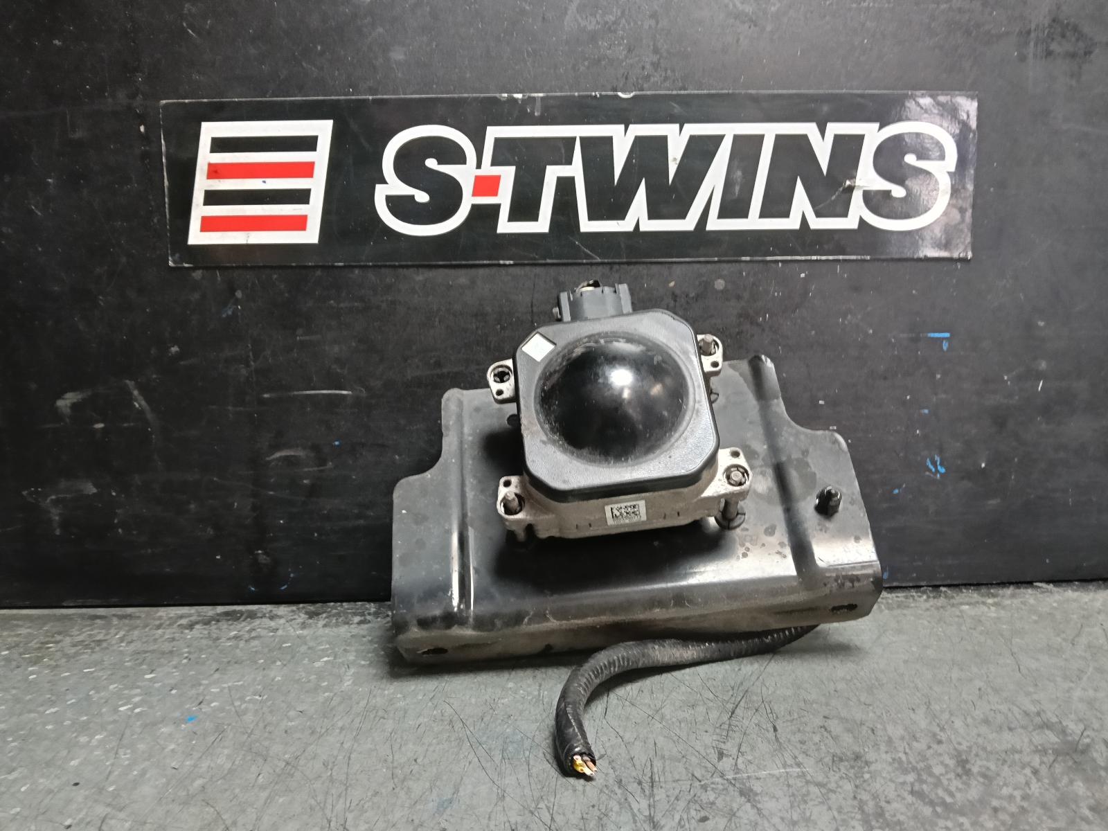 2014 JEEP GRANDCHEROKEE REVERSE CAMERA FRONT RADAR SENSOR (GRILLE MOUNTED), WK, 04/13-02/22 0000430356