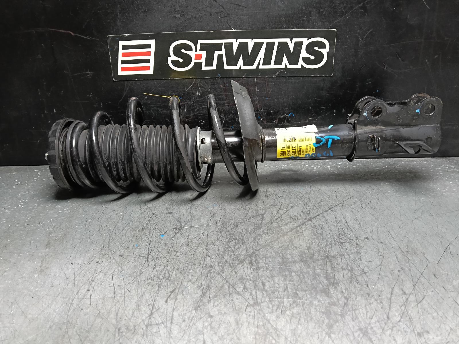 2013 HOLDEN BARINA LEFT FRONT STRUT TM, 09/11-12/18 0000387060