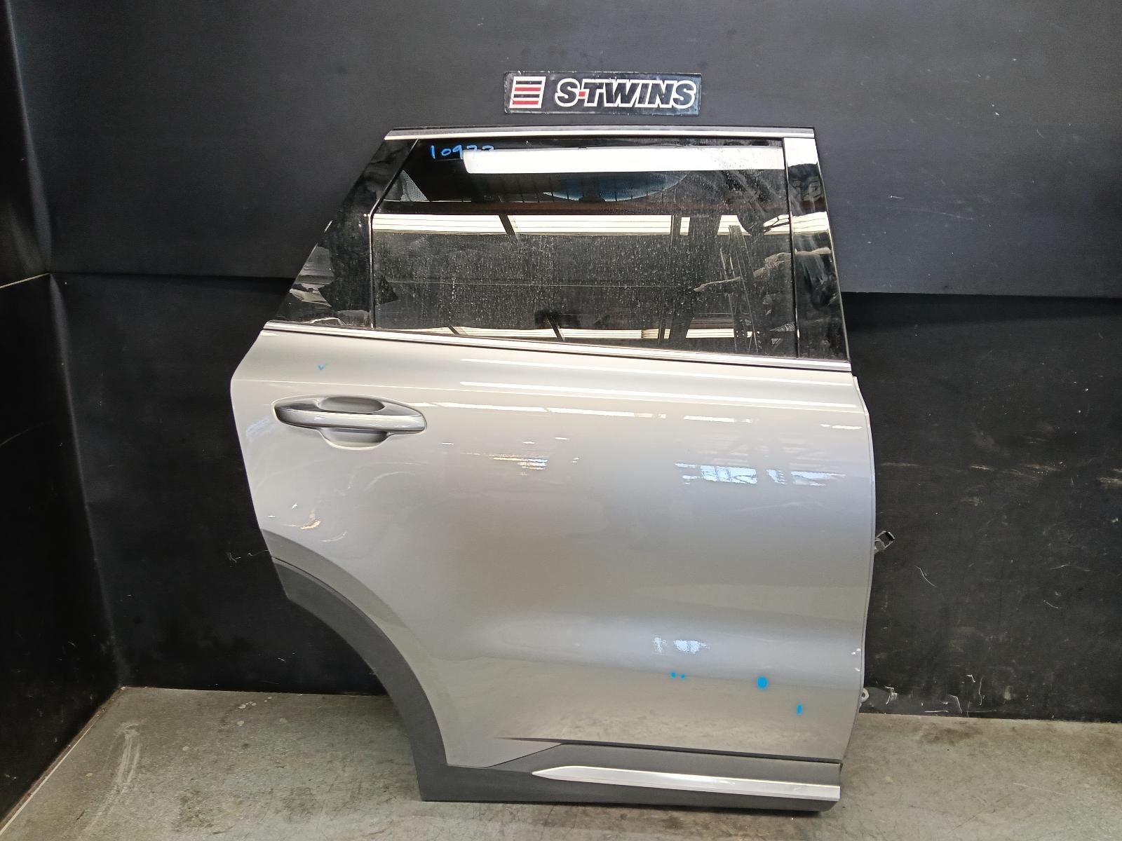 2022 KIA SORENTO RIGHT REAR DOOR SLIDING MQ4, 02/20-09/23 0000429045
