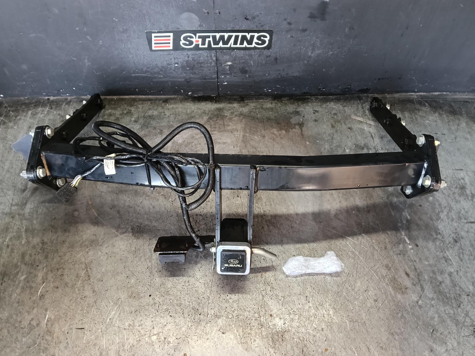 2016 SUBARU OUTBACK TOWBAR 6TH GEN, FACTORY & BLINDSPOT TYPE, 08/14-12/20 0000420969