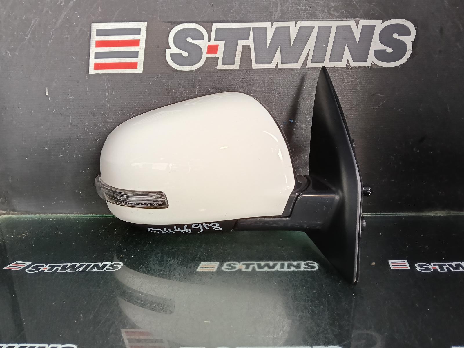 2021 MITSUBISHI ASX RIGHT DOOR MIRROR XC-XD, W/ INDICATOR & BLIND SPOT TYPE, COLOUR CODED, 07/18- 0000431554