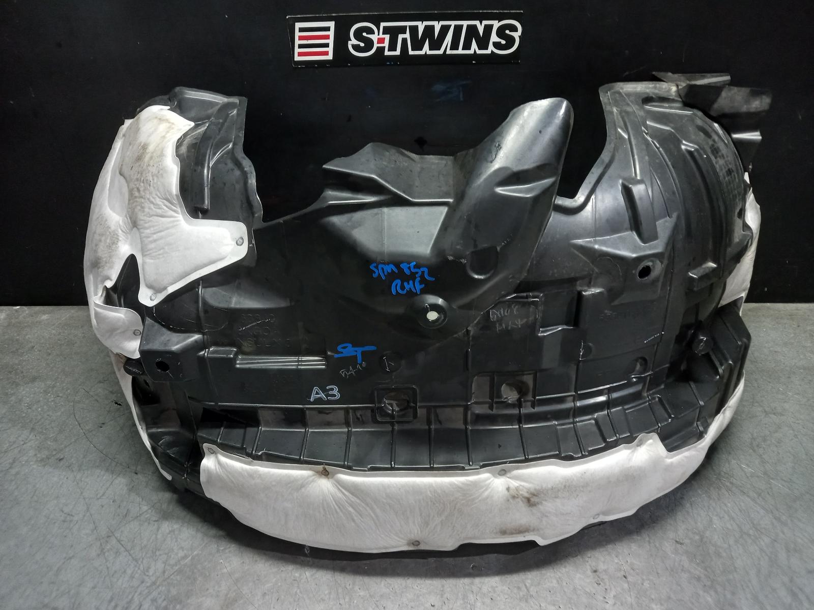 2024 NISSAN NAVARA RIGHT GUARD LINER NP300, ST/ST-X, 04/15-12/25 0000408197