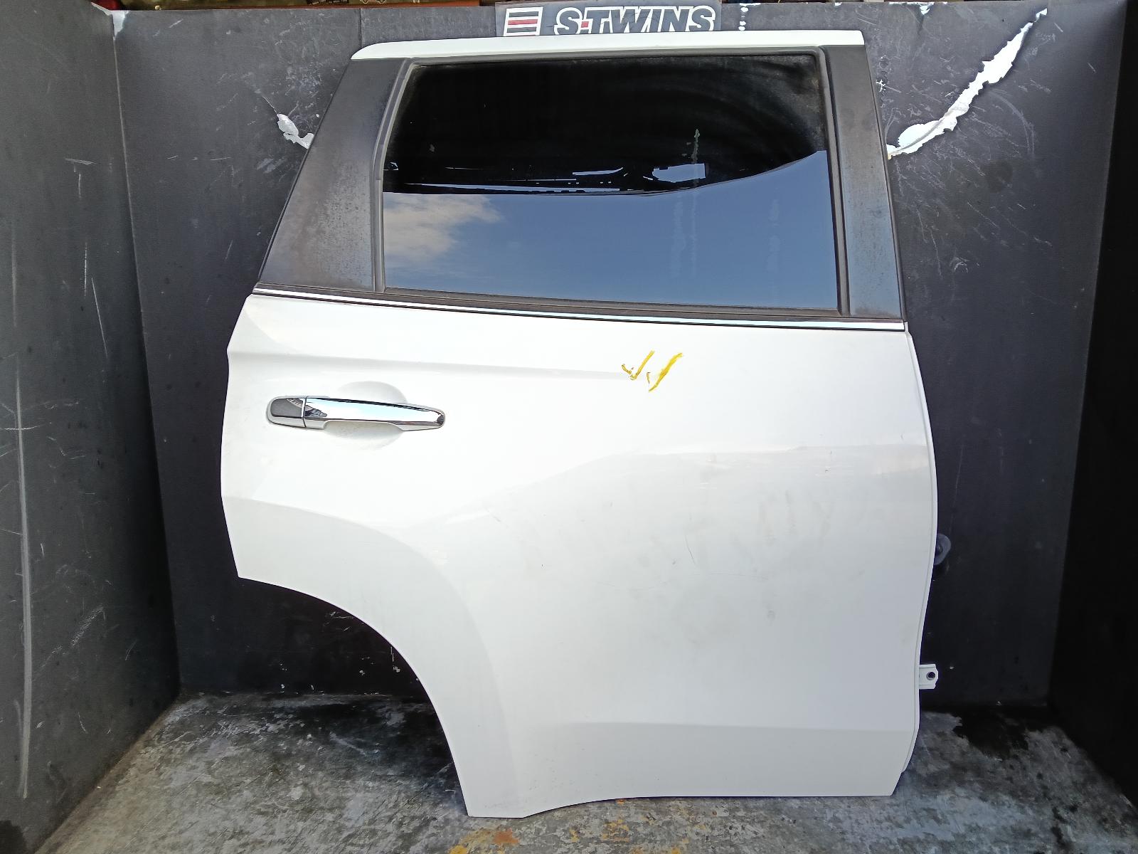 2021 MITSUBISHI PAJERO RIGHT REAR DOOR SLIDING PAJERO SPORT, QE-QG, 10/15- 0000408904