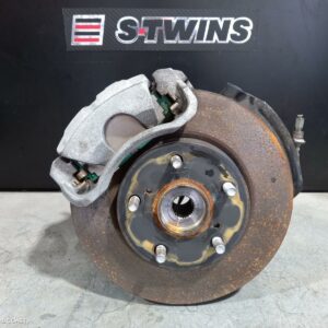2014 Toyota Corolla Right Front Hub Assembly Zre182R Press In Bearing Carrier Type 10/12-06/18 0000178657