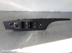 2013 Hyundai I40 Pwr Dr Wind Switch Rh Front (Master Switch) Non Power Fold Mirror W/ Auto Up & Down Type (On All Windows) Vf 09/11-05/15 0000044593