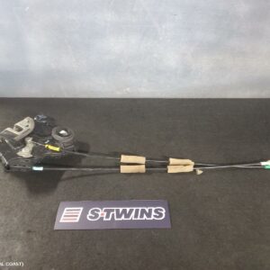 2016 Toyota Camry Door Boot Gate Lock Right Front Door Lock Asv50/Avv50 12/11-10/17 0000126950