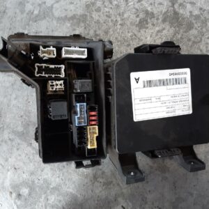 2015 Nissan Qashqai Fuse Box Engine Bay Petrol J11 06/14- 0000098545