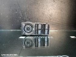 2009 Holden Commodore Pwr Dr Wind Switch Front Centre Masterswitch 4 Door Grey Ve 08/06-04/13 0000156357