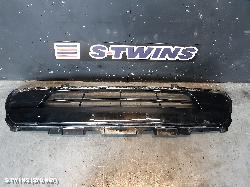 2018 Kia Sorento Grille Bumper Grille Um 09/17-01/20 0000110205