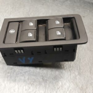 2003 Holden Commodore Pwr Dr Wind Switch Front Centre Masterswitch 4 Way Switch Silver 10/02-09/07 0000061961