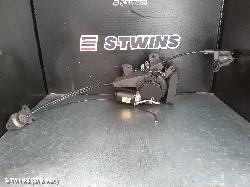 2013 Kia Carnival/Grand Carnival Misc Switch Relay Vq Electric Sliding Door Motor (Lh Side) 01/06-12/14 211184