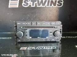 2011 Jeep Wrangler Radio Cd Dvd Sat Tv 6 Cd Stacker Jk 03/07-07/18 183532
