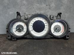 2011 Mercedes C Class Instrumentcluster 100510