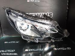 2017 Peugeot 2008 Right Headlamp 215255