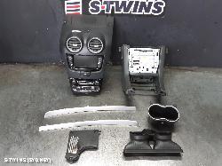2011 Holden Commodore Radio Cd Dvd Sat Tv 0000197790