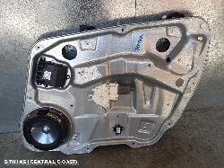 2010 Mercedes M Class Right Front Window Reg Motor 0000094910