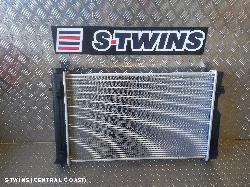 2005 Holden Commodore Radiator 0000130980