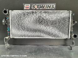 2017 Hyundai Elantra Radiator 0000174894