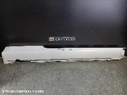 2010 Volvo S70/V70/C70 Side Step Skirt 0000198078