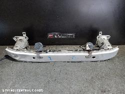 2010 Volvo S70/V70/C70 F Bar Reinforc Brack 0000198297