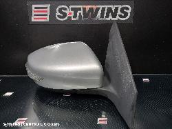 2013 Nissan Pulsar Right Door Mirror B17 Sedan Manual Fold Type 12/12-12/17 0000165618