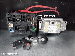 2006 Peugeot 307 Ignition W Key 0000016357