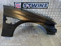 2001 Holden Commodore Right Guard 0000132798