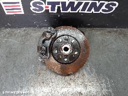 2012 Kia Rondo Right Front Hub Assembly 0000145173