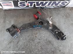 2006 Volvo S40 Right Front Lower Control Arm 0000151388