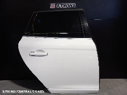 2015 Volvo Xc60 Right Rear Door Sliding 0000185572