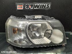 2010 Land Rover Freelander Right Headlamp 0000173322