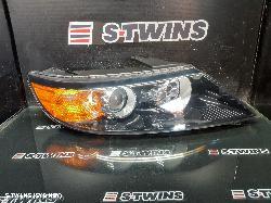 2011 Kia Sorento Right Headlamp 0000223380