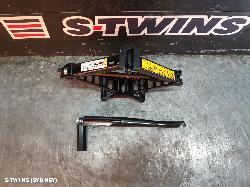 2010 Jeep Patriot Jack Tool Kit 0000121806