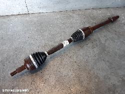 2016 Renault Captur Left Driveshaft 0000075174