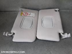 2017 Jeep Renegade Sunvisor 0000074147