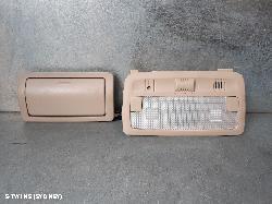 2015 Toyota Tarago Courtesy Light 0000076794