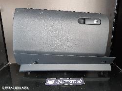 2013 Audi Q7 Glove Box 0000114828