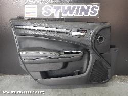 2014 Chrysler 300C Door Trim 0000127799