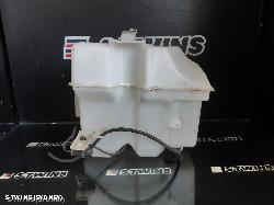 2011 Mitsubishi Outlander Washer Bottle 0000142865