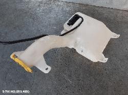 2009 Chrysler Sebring Washer Bottle 0000095813