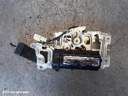 2013 Toyota Tarago Door Boot Gate Lock 0000098299