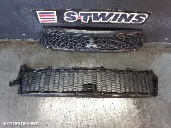 2011 Mitsubishi Outlander Grille 0000170440