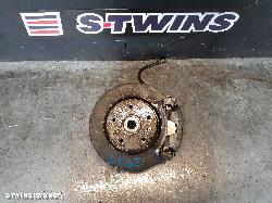 2015 Suzuki S-Cross Right Front Hub Assembly 0000107353