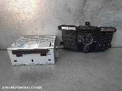 2015 Mazda Bt50 Radio Cd Dvd Sat Tv 0000073308