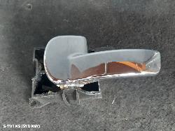 2013 Nissan Navara Door Handle 0000088404